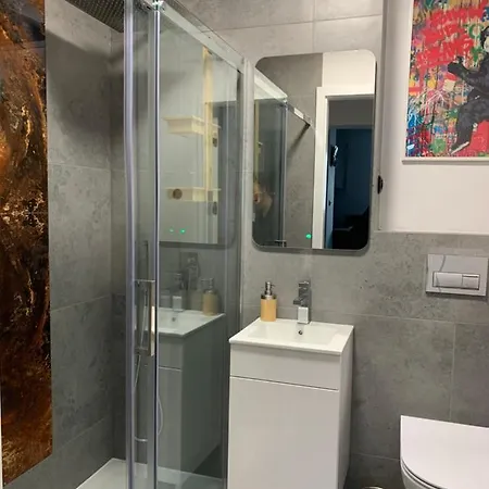 Metro Trocka Apartamento Varsóvia