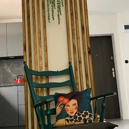 Apartment Metro Trocka *
