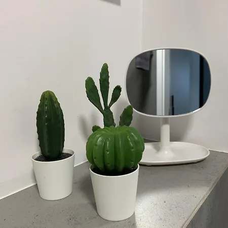 Metro Trocka * 바르샤바