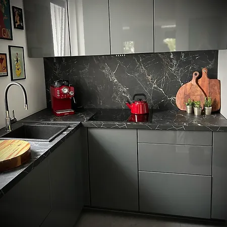 Metro Trocka Apartamento